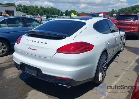 2016 Porsche Panamera 4 z USA, uszkodzony, nr VIN WP0AA2A71GL003099